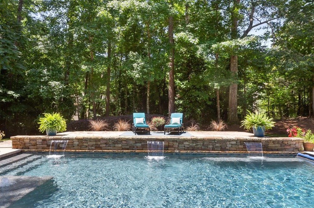 780 Spalding Heights Dr, Atlanta, GA 30350-5539