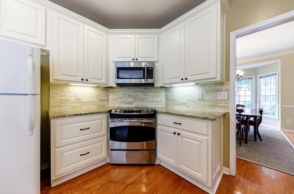 2804 Wilson Gln, Decatur GA  30033-1457 exterior