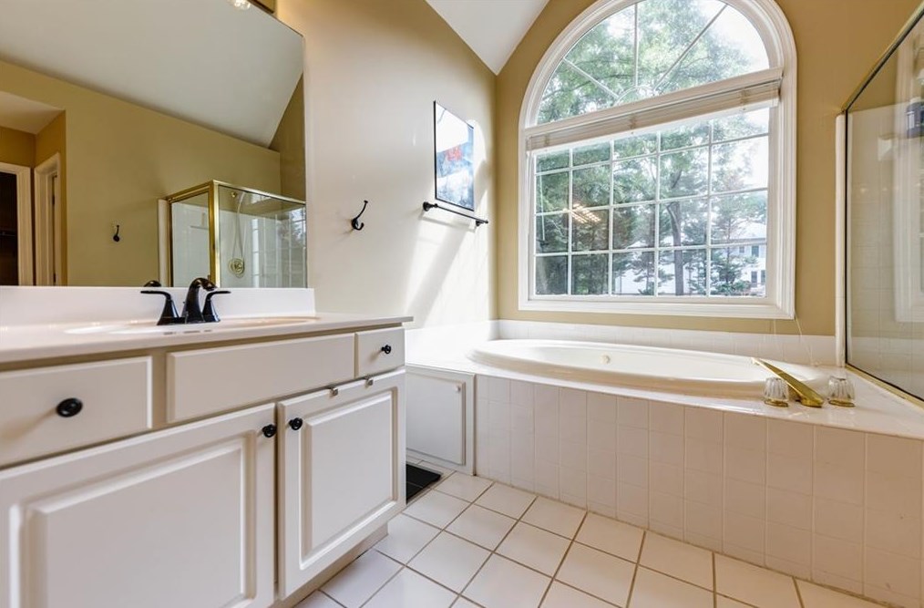 2804 Wilson Gln, Decatur GA  30033-1457 exterior