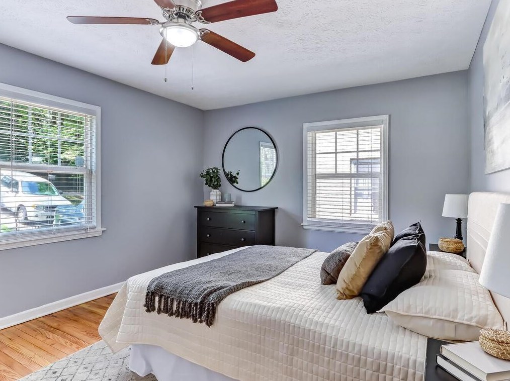 2417 Hillside Ave, Decatur GA  30032-4127 exterior