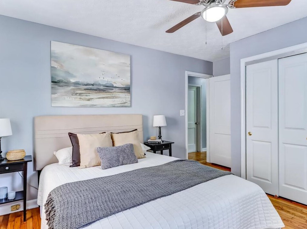 2417 Hillside Ave, Decatur GA  30032-4127 exterior