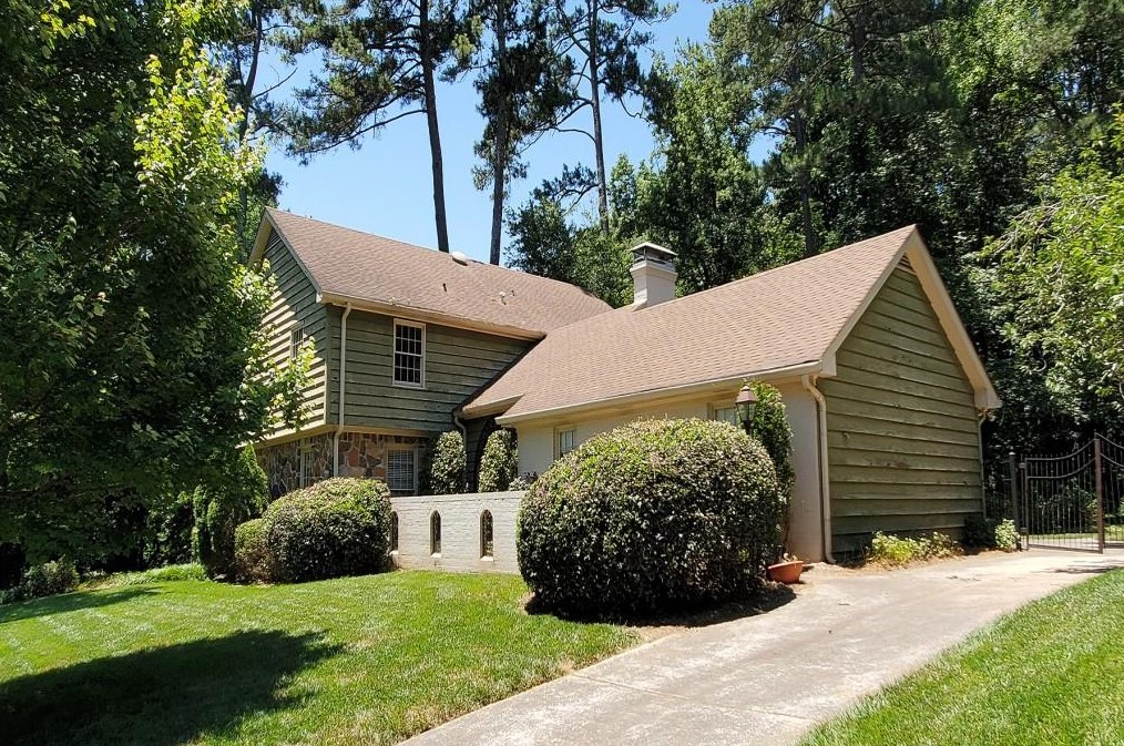 775 Weatherly Ln, Atlanta, GA 30328-3651