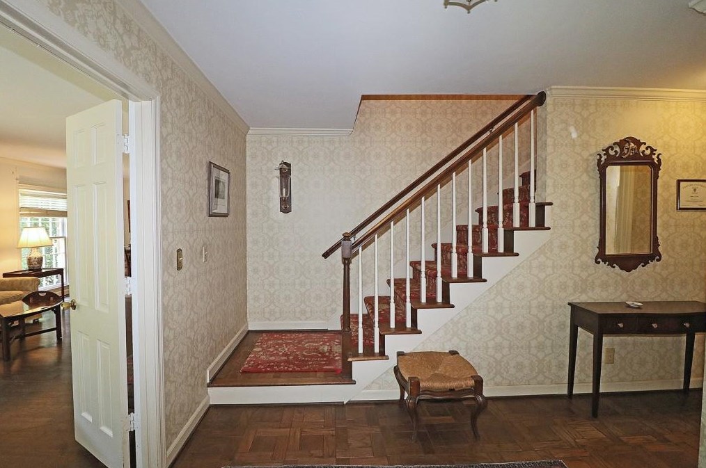 775 Weatherly Ln, Atlanta GA  30328-3651 exterior