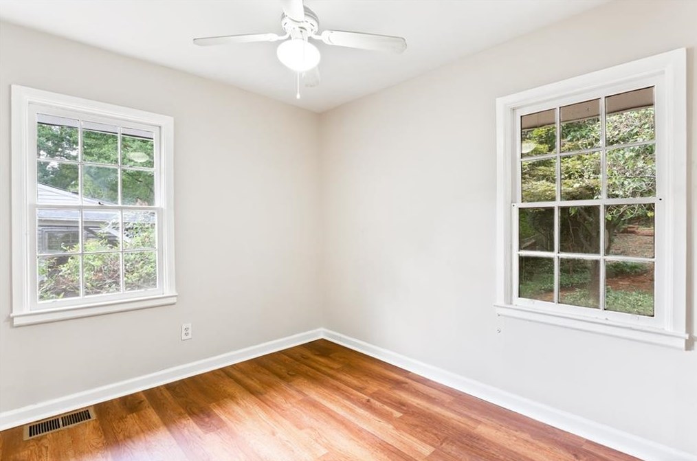 3367 Phillips Cir, Decatur GA  30032-4704 exterior