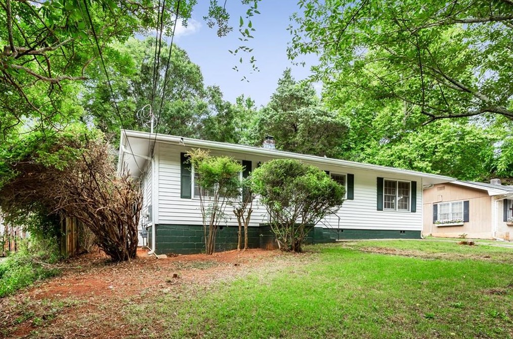 3367 Phillips Cir, Decatur, GA 30032-4704