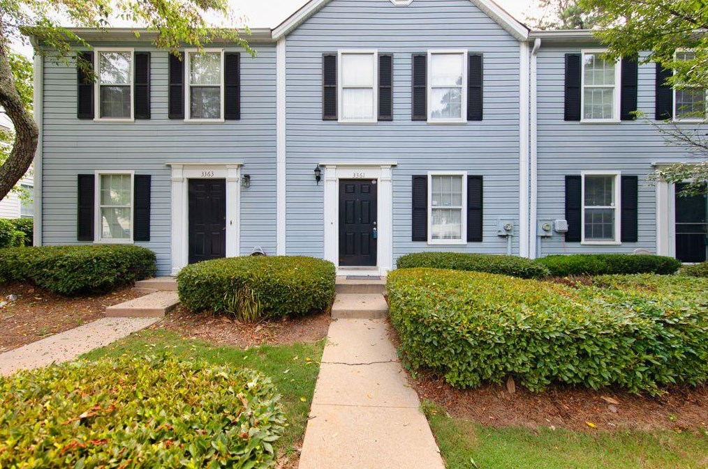 3361 Spring Harbour Dr, Atlanta, GA 30340-4271