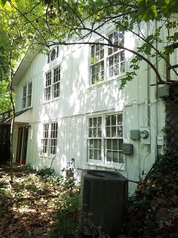 106 Poplar St, Roswell, GA 30075-1736