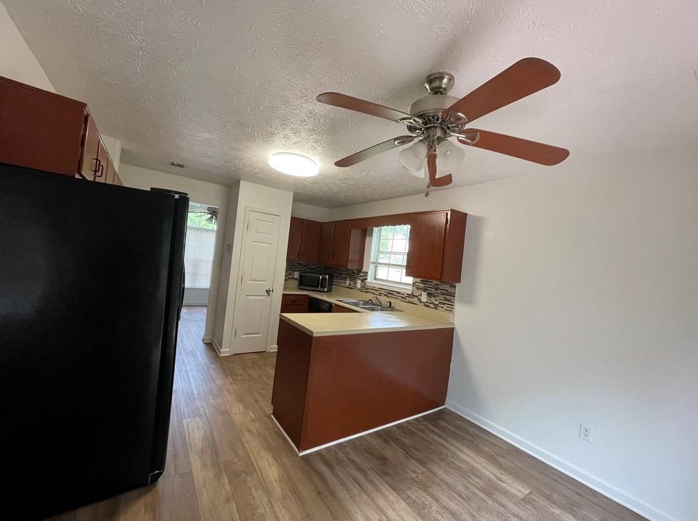 2897 Sunset Ct, Decatur, GA 30034-3451