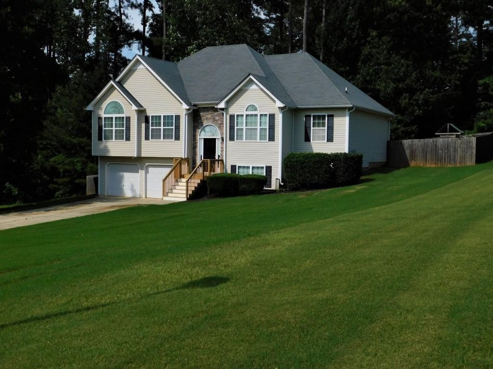 266 Oakleigh Ln, Dallas, GA 30132-4463
