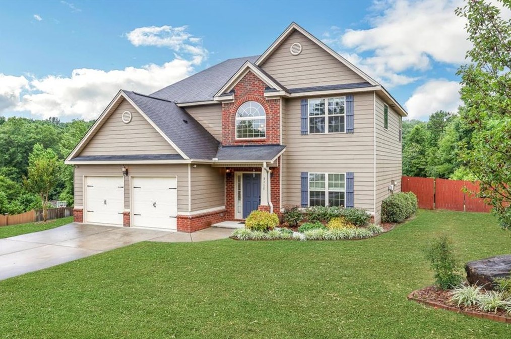 3117 Oakmont Dr, Monroe, GA 30656