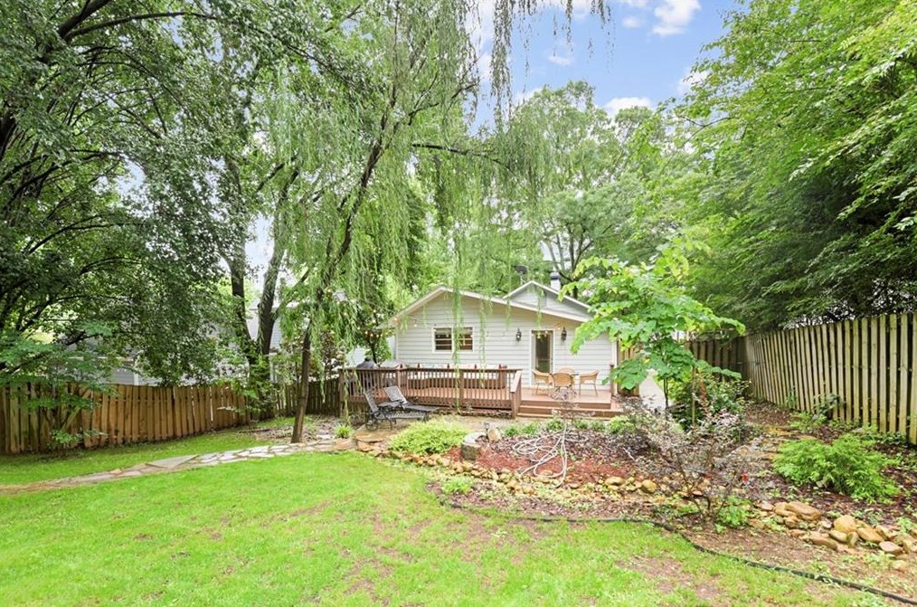 405 Rhomboid St, Atlanta GA  30318-2902 exterior