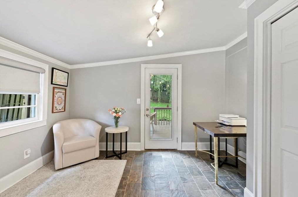 405 Rhomboid St, Atlanta GA  30318-2902 exterior