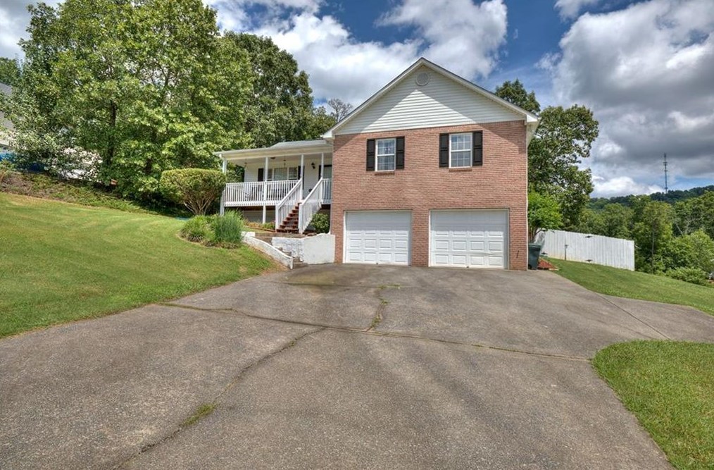 22 Stiles Ct, Euharlee GA  30120-5699 exterior
