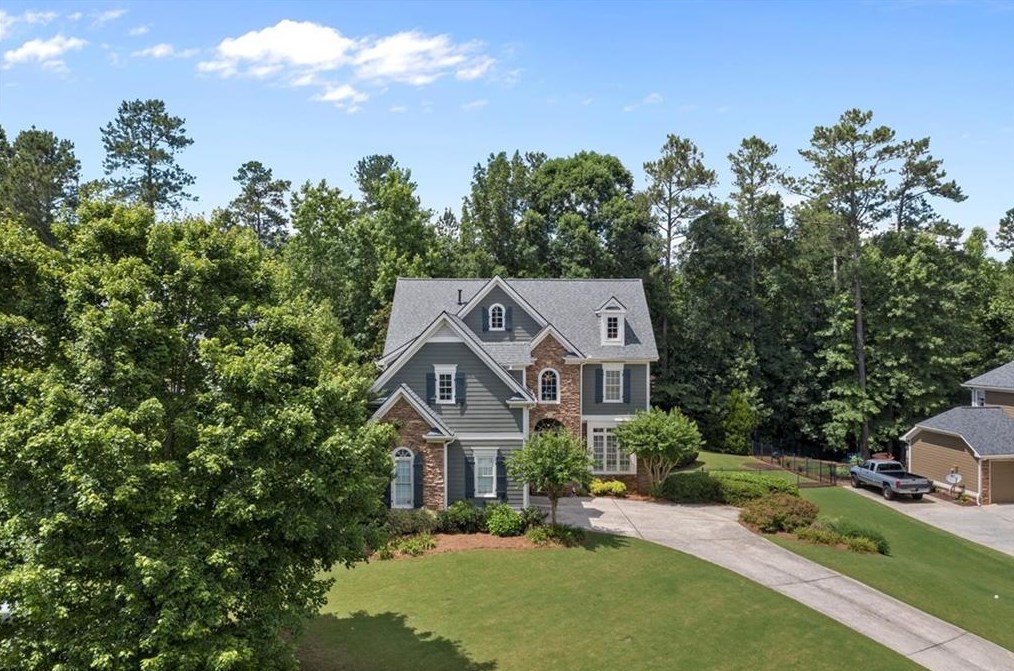 2338 Starr Lake Dr, Acworth, GA 30101-6939