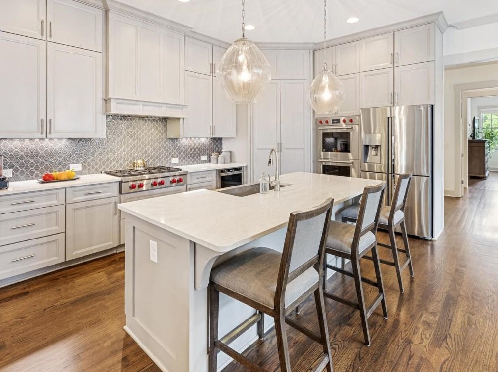145 Norcross St, Roswell, GA 30075-3867