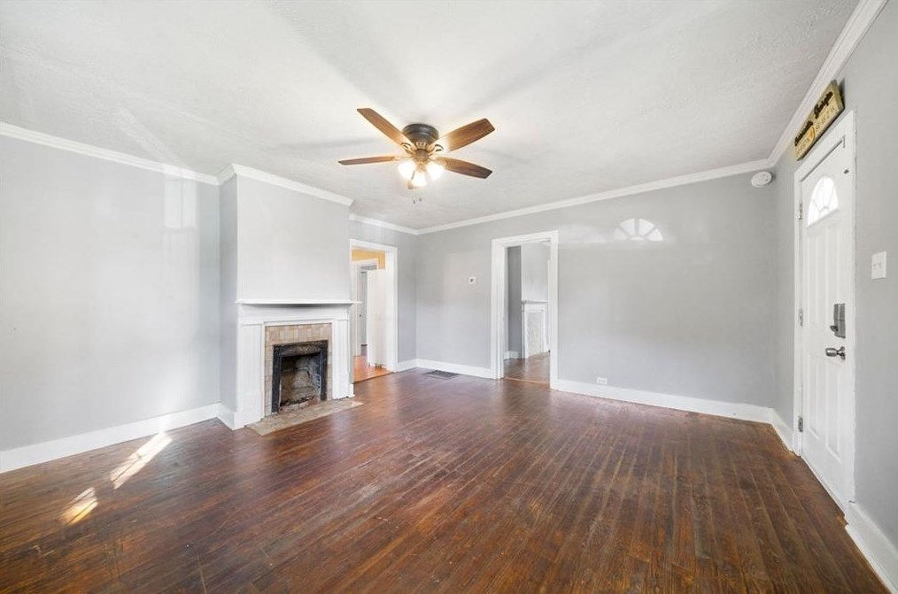 262 N Erwin St, Euharlee, GA 30120