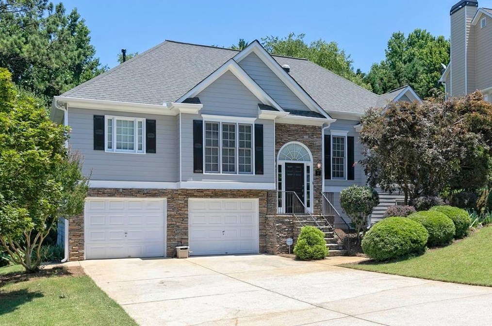 49 Crestview Ln, Dallas, GA 30157-9364