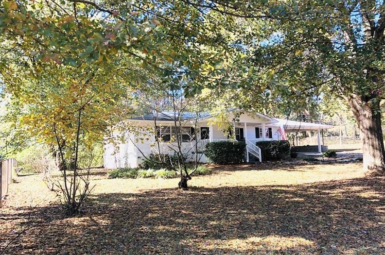 103 Robinhood Dr, Holly Springs, GA 30188