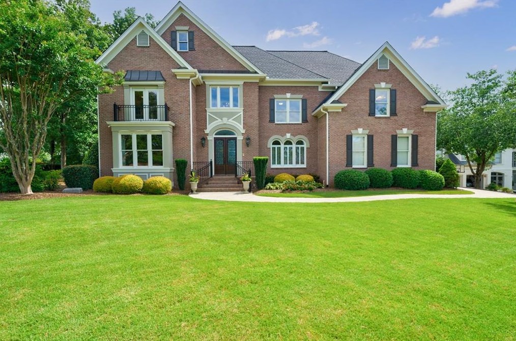 300 Windlake Ct, Alpharetta, GA 30022-3238