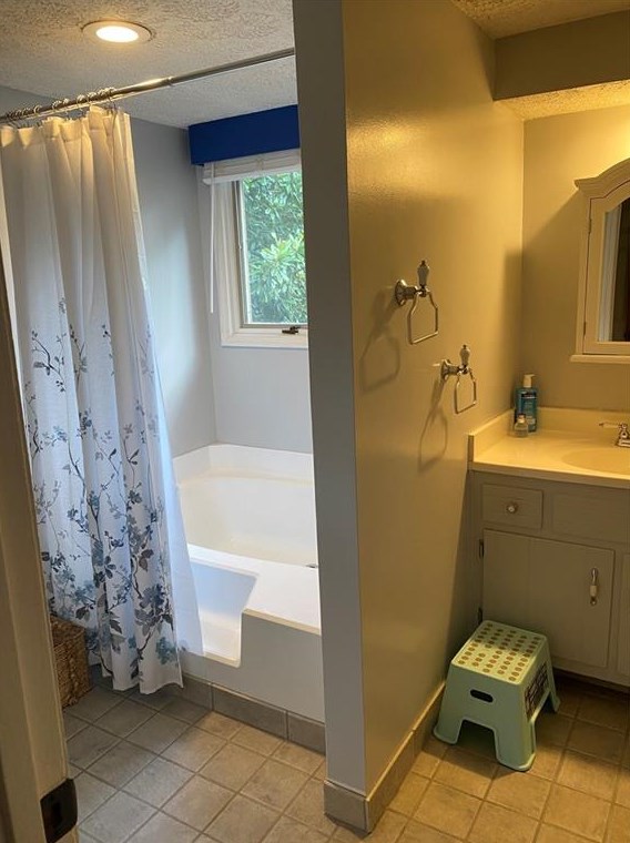 201 Hart Cir, Dallas GA  30132-3703 exterior