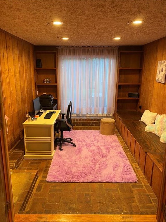 201 Hart Cir, Dallas GA  30132-3703 exterior