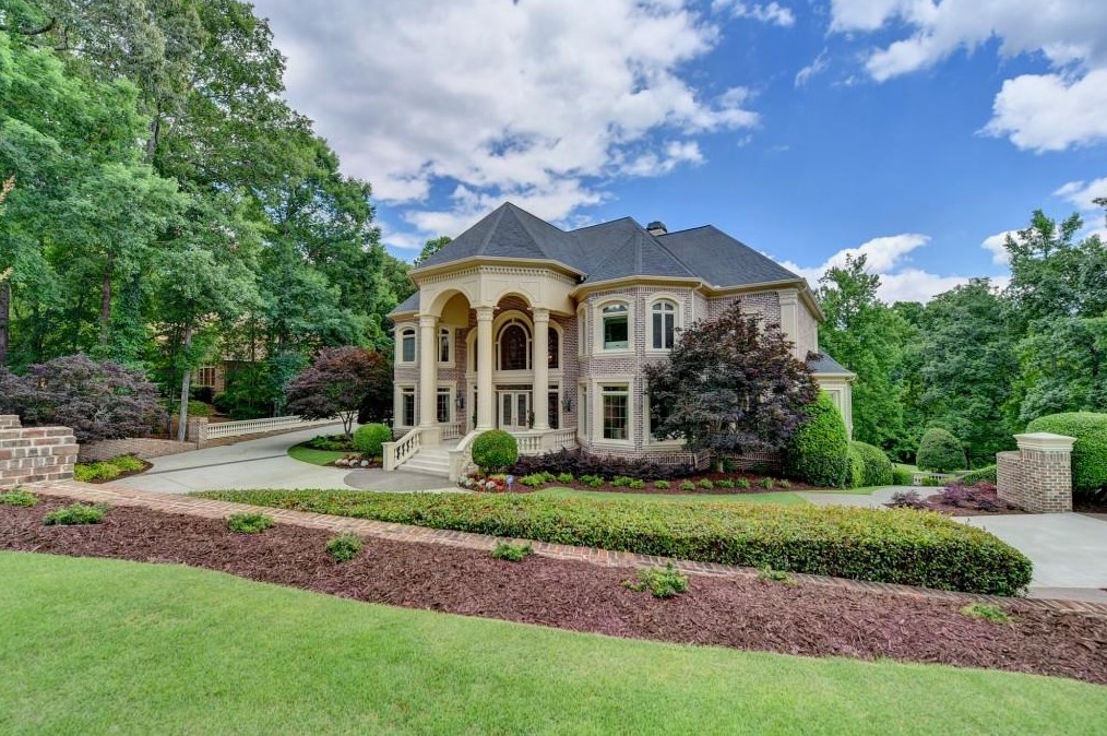7015 Carlisle Ln, Alpharetta, GA 30022-5145