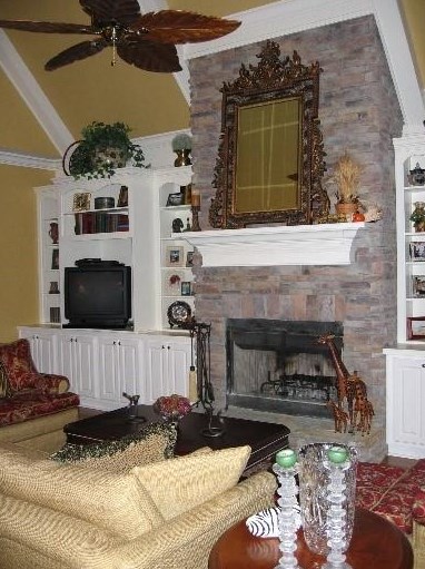 6639 Dartmoor Dr, Flowery Branch, GA 30542-6619