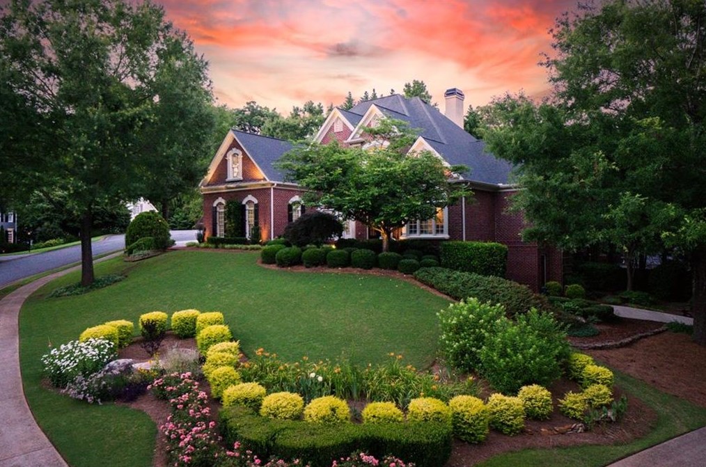 5107 Sapphire Dr, Marietta, GA 30068-2891