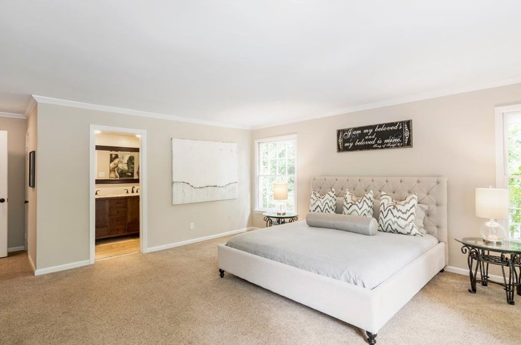 3435 Vly Rd, Atlanta GA  30305-1026 exterior