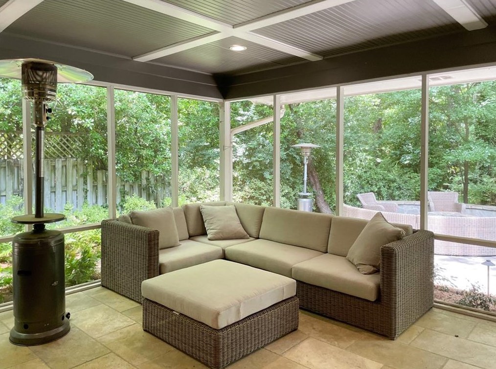 3435 Vly Rd, Atlanta GA  30305-1026 exterior