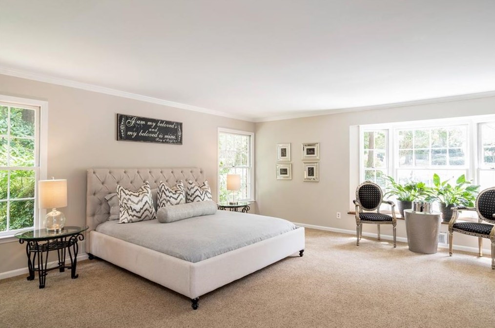 3435 Vly Rd, Atlanta GA  30305-1026 exterior