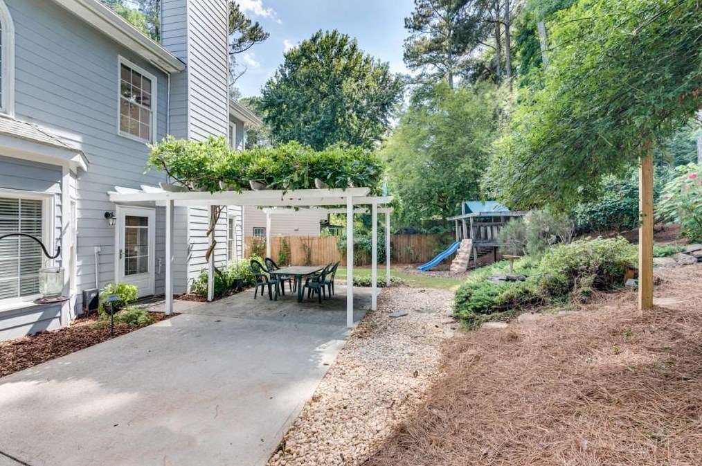 2784 Wilson Gln, Decatur GA  30033-1457 exterior