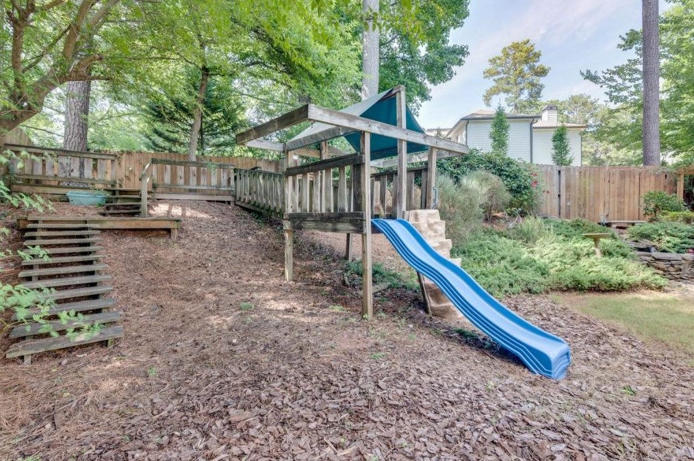 2784 Wilson Gln, Decatur GA  30033-1457 exterior