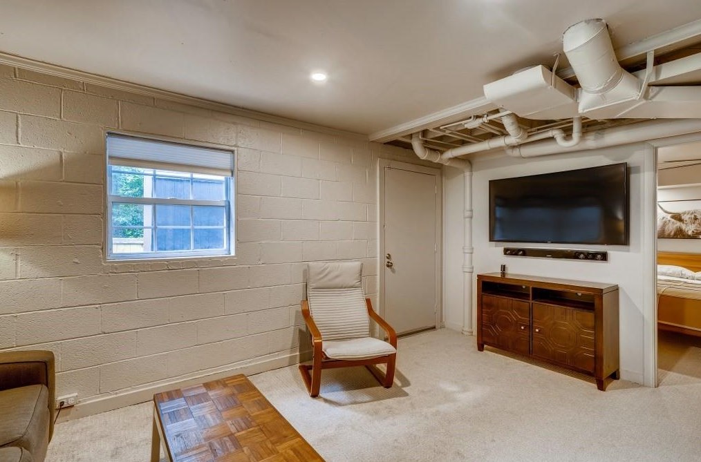 2996 Vine Cir, Decatur GA  30033-5107 exterior