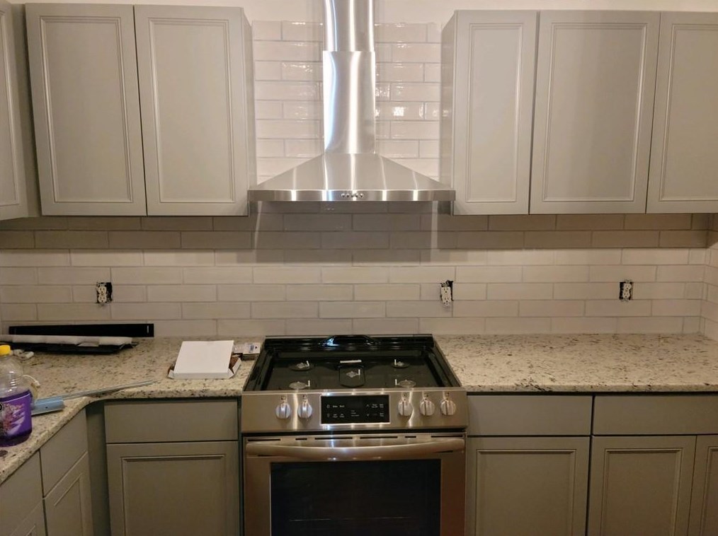 2017 Sandlake Dr, Atlanta GA  30331-8740 exterior