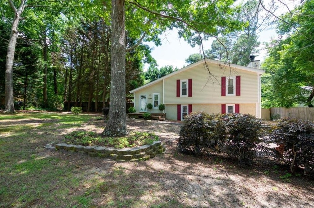 4269 Midway Dr, Douglasville, GA 30134-2628