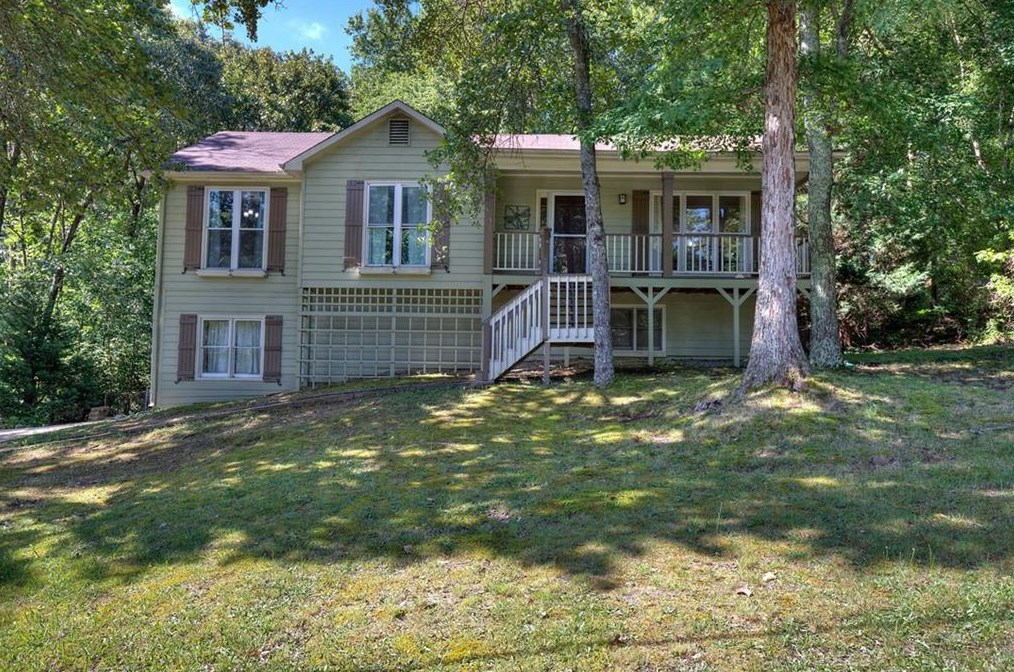 28 Azalea Dr, Euharlee, GA 30121-8101