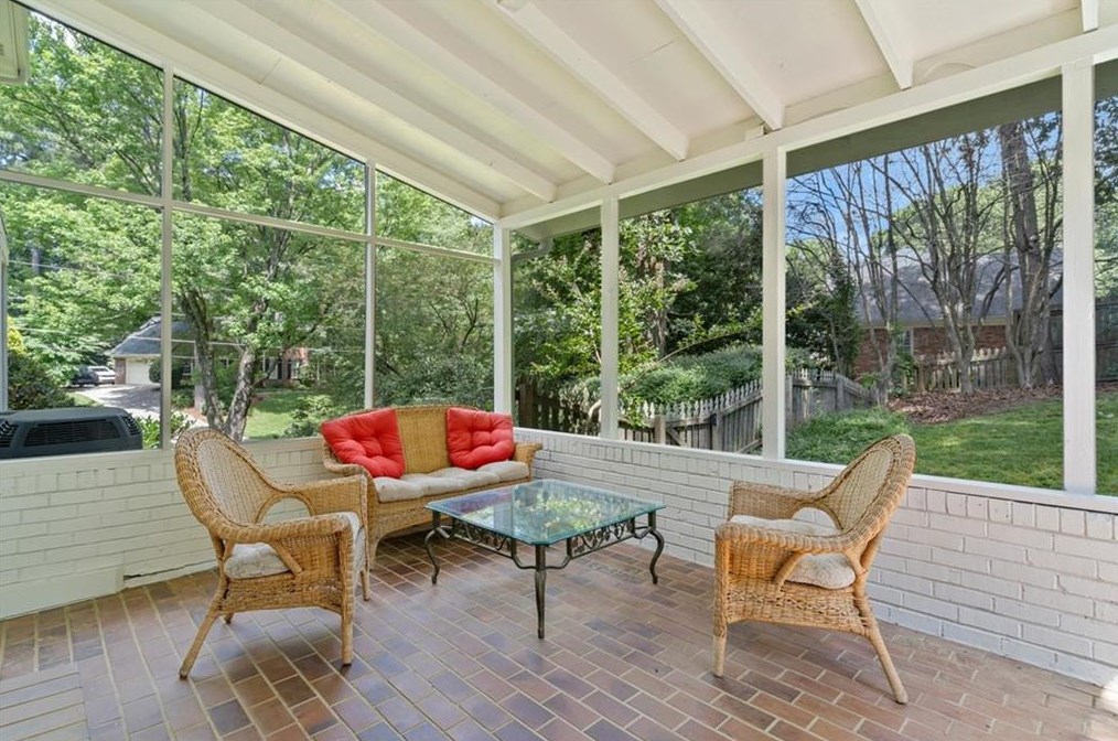 1602 Wellshire Ln, Atlanta, GA 30338-3422