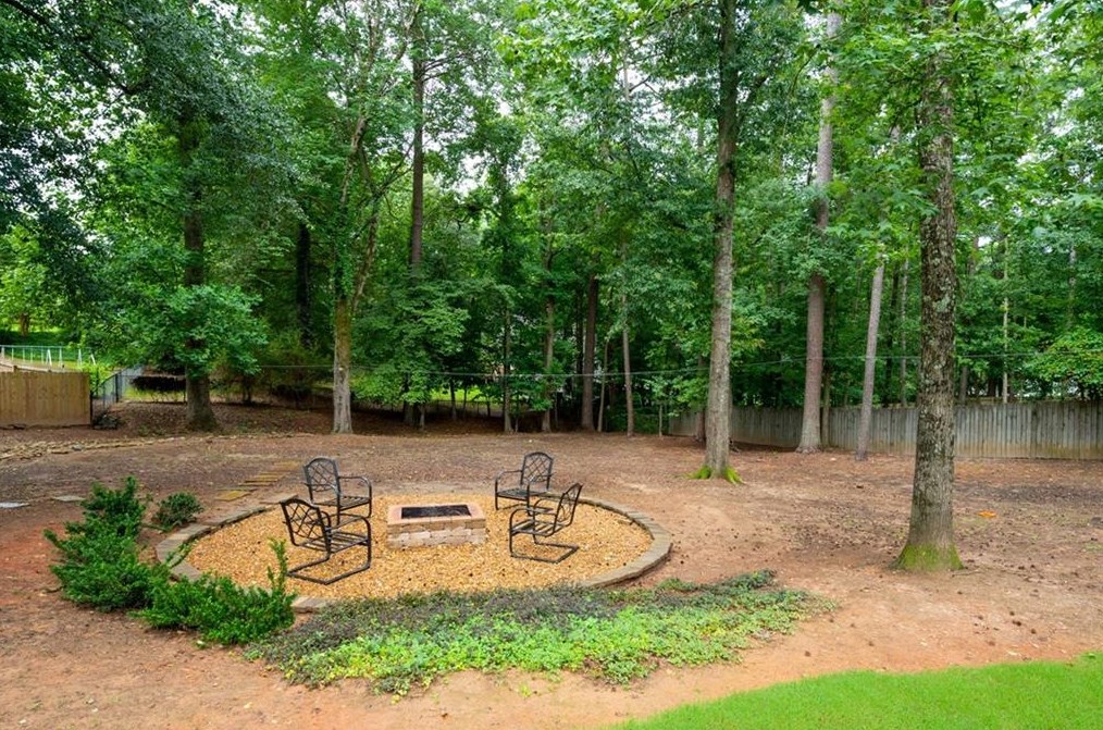 36 Amy Ln, Dallas GA  30157-7221 exterior