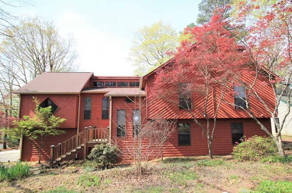 8523 Colony Club Dr, Alpharetta, GA 30022-5407