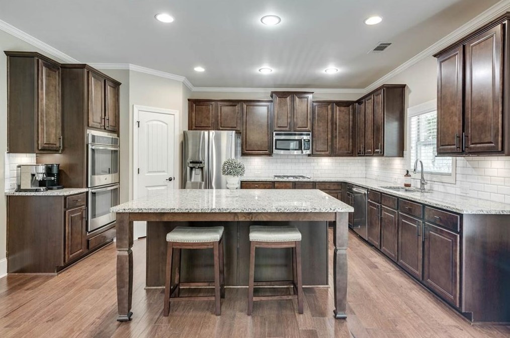 6710 Tulip Plantation Rd, Alpharetta GA  30004-0529 exterior