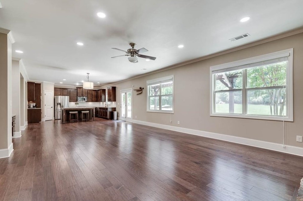 6710 Tulip Plantation Rd, Alpharetta GA  30004-0529 exterior