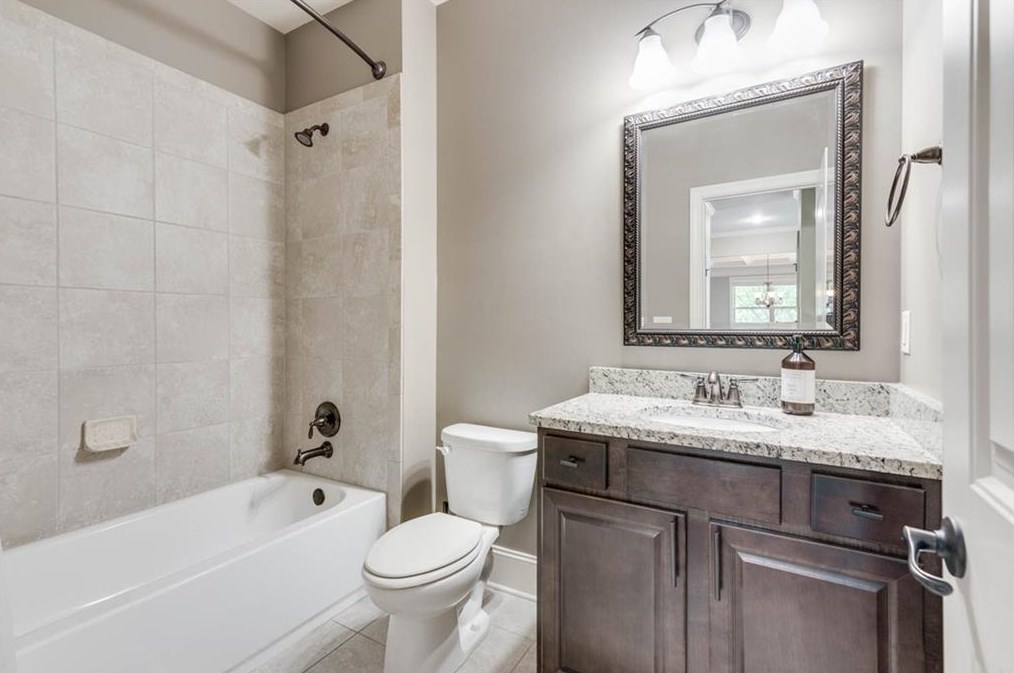 6710 Tulip Plantation Rd, Alpharetta GA  30004-0529 exterior