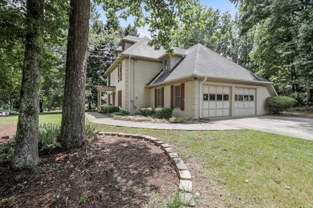 1201 Great Oaks Dr Se, Conyers, GA 30013