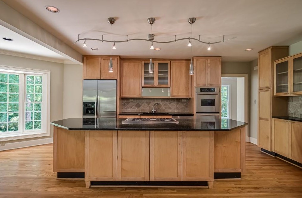 3252 Wood Valley Rd, Atlanta, GA 30327-1514