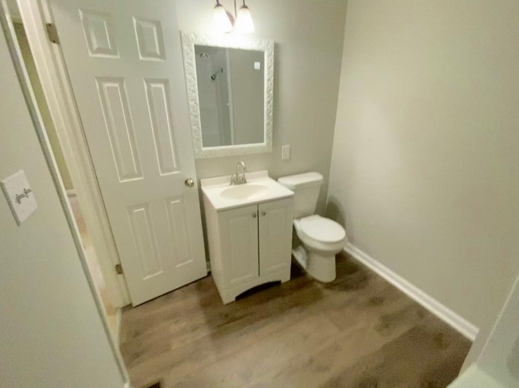 13 Gloster Rd, Lawrenceville GA  30044-6706 exterior