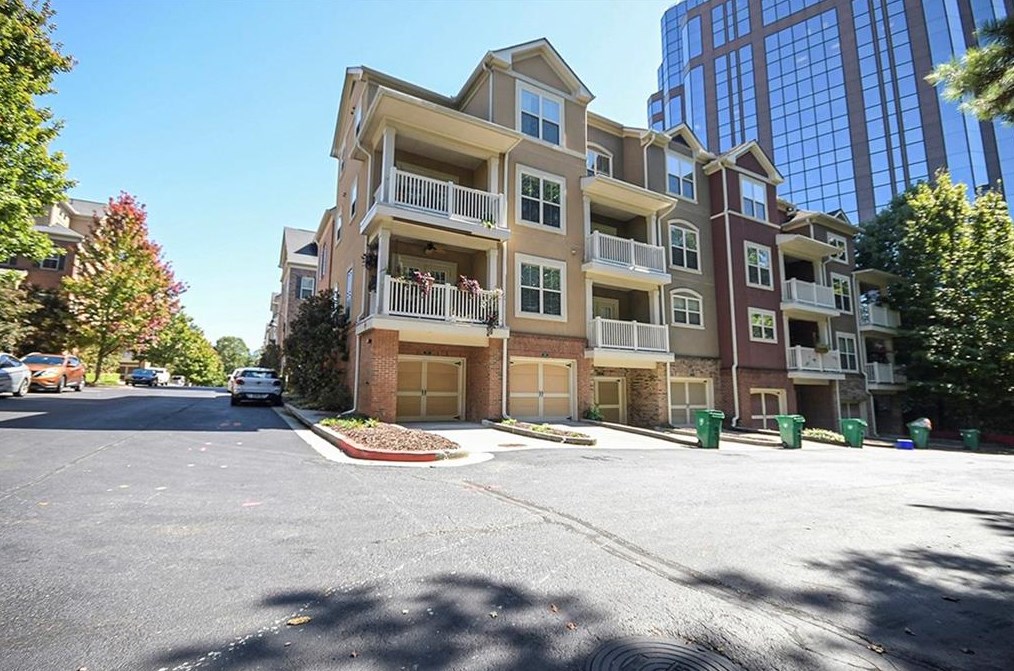 1011 Perimeter Walk, Atlanta GA  30338-4765 exterior