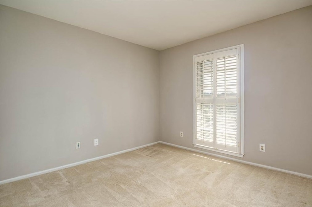 1120 Moorestown Cir, Decatur GA  30033-2725 exterior