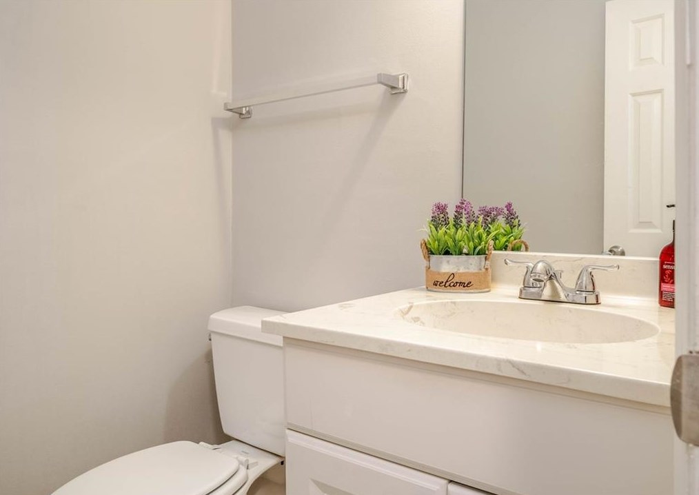 1120 Moorestown Cir, Decatur GA  30033-2725 exterior