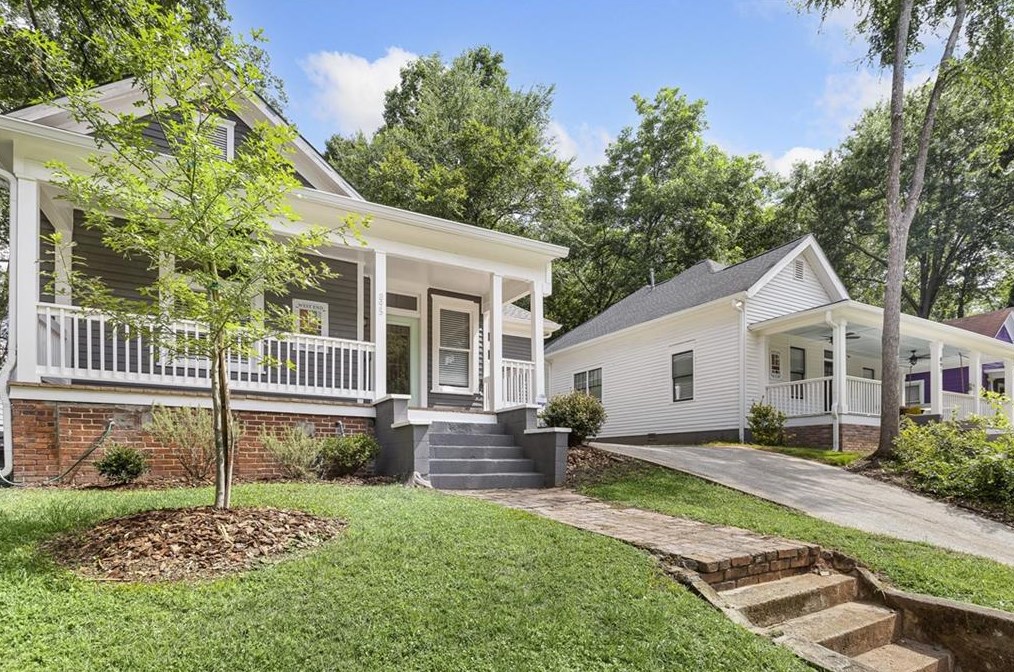895 White St, Atlanta, GA 30310-2721